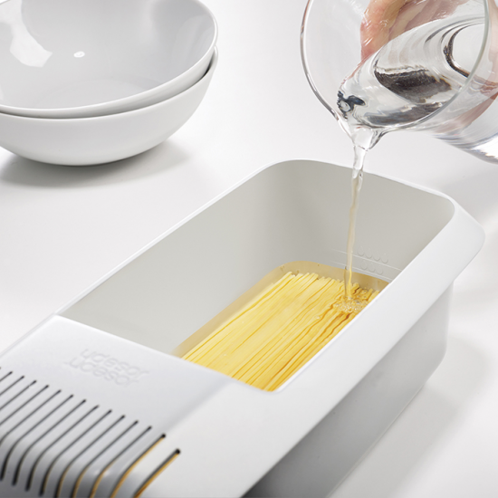 Прибор для варки макарон в микроволновке Joseph Joseph M-Cuisine Pasta Cooker 4