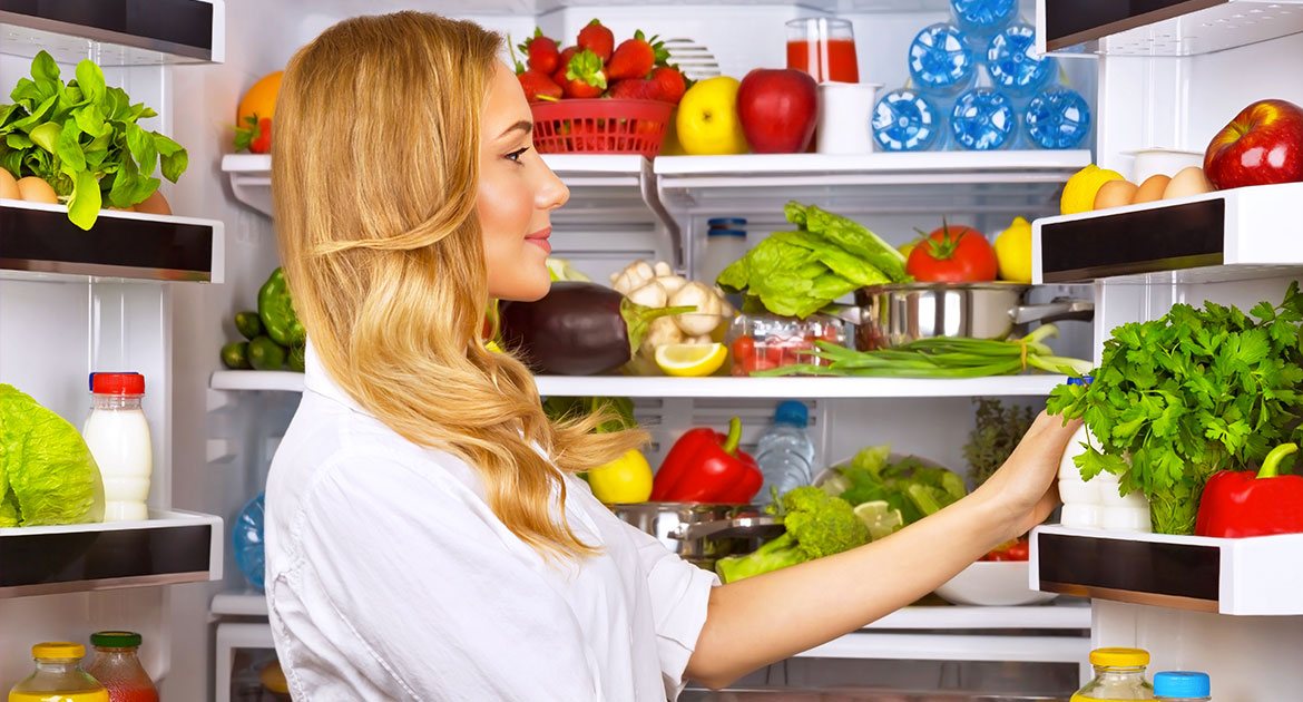 В какой посуде лучше хранить продукты в холодильнике